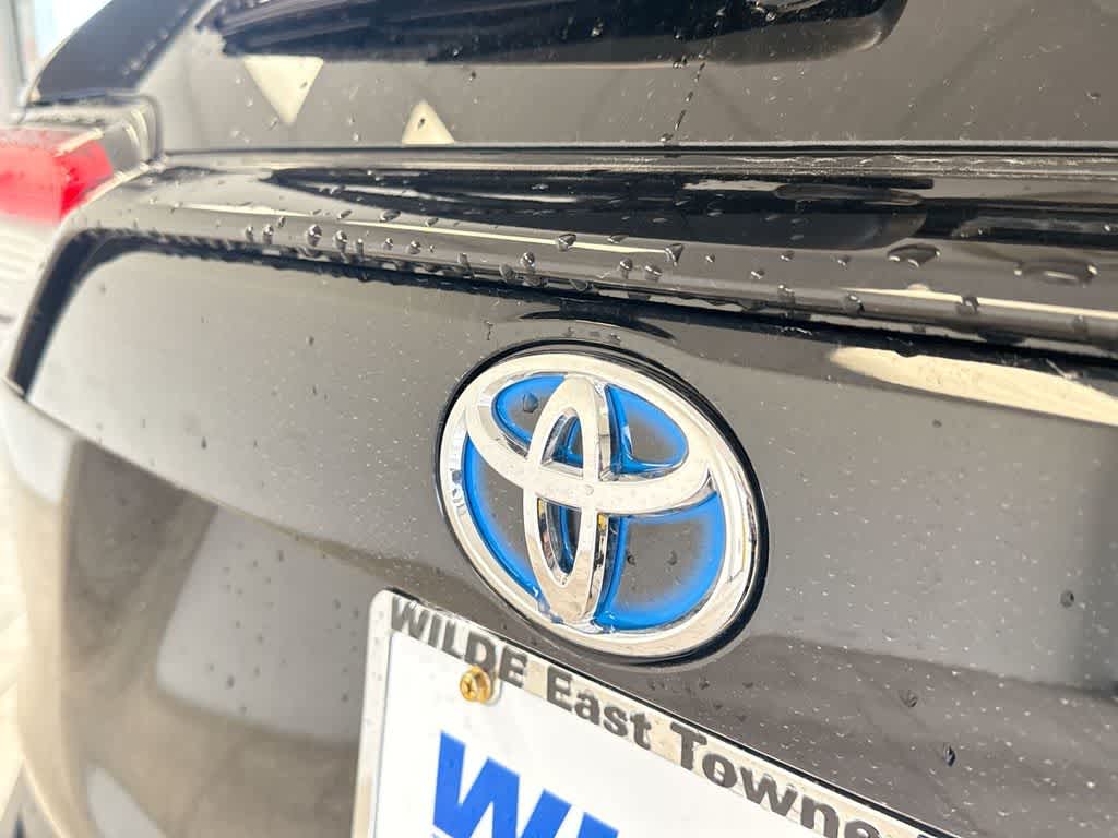 Thumbnail: 2022 Toyota RAV4 - 12