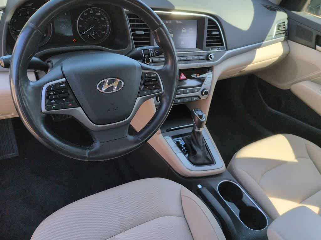 Thumbnail: 2018 Hyundai Elantra - 10