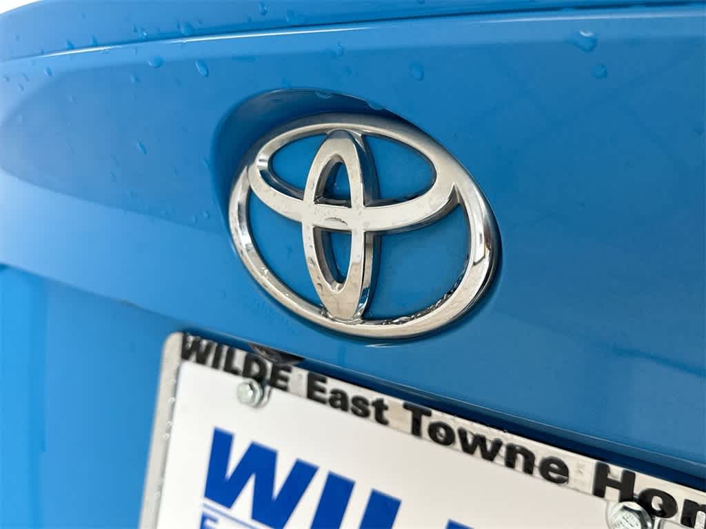 Thumbnail: 2019 Toyota C-HR - 11