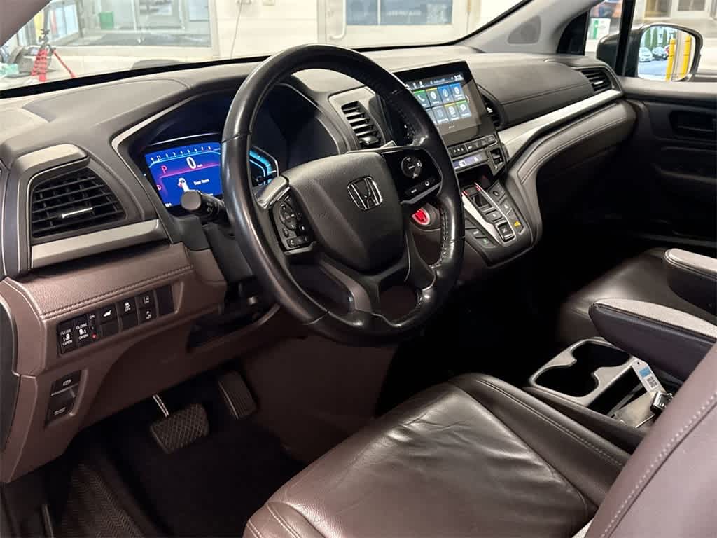 Thumbnail: 2019 Honda Odyssey - 10