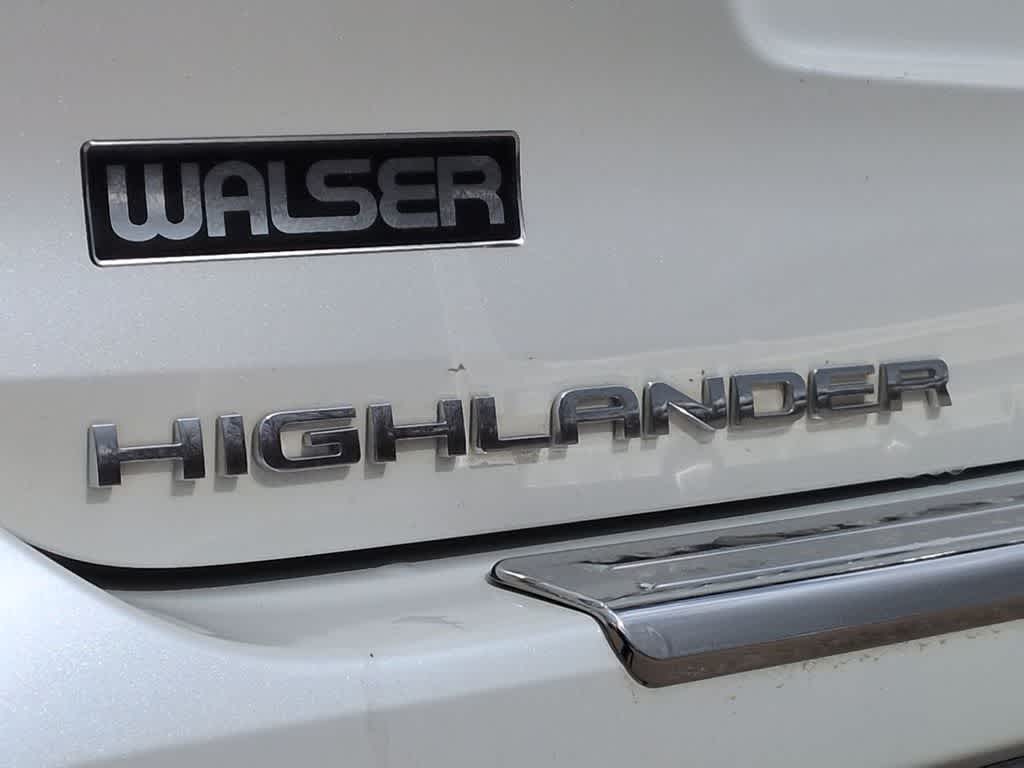 Thumbnail: 2020 Toyota Highlander - 13