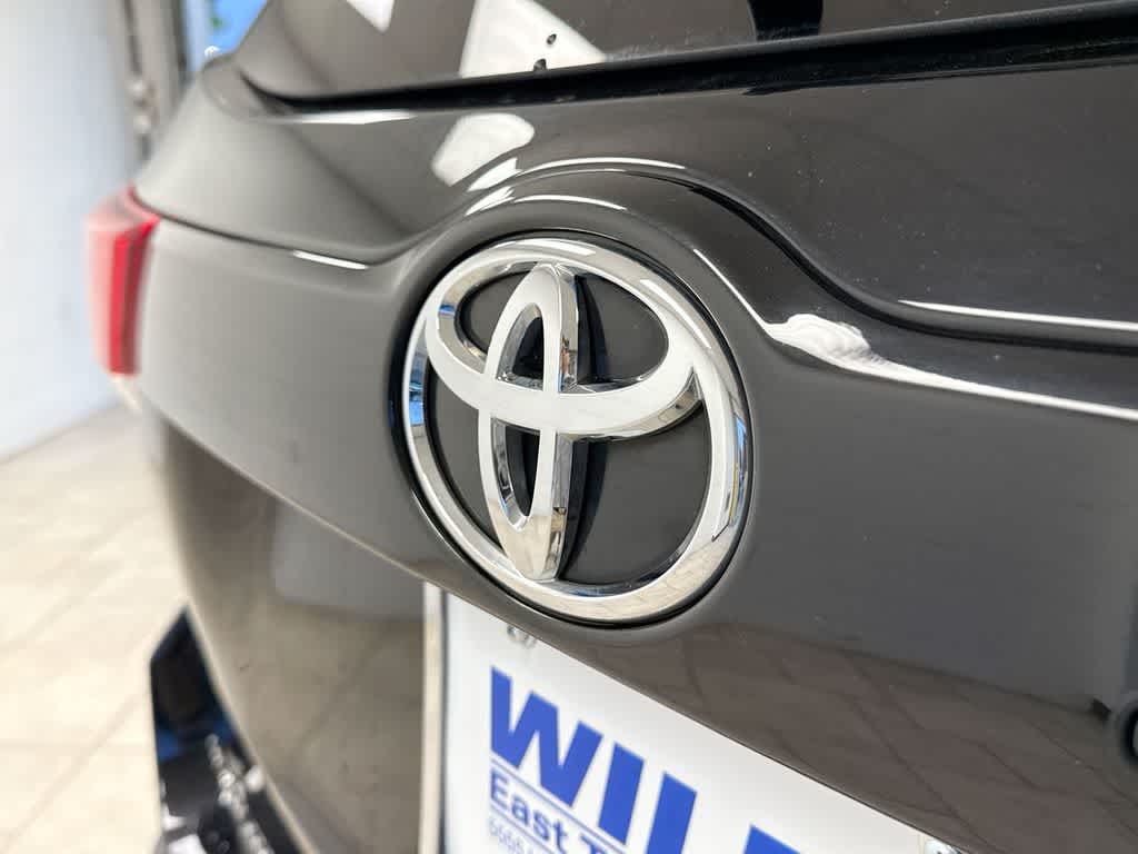 Thumbnail: 2019 Toyota Highlander - 12