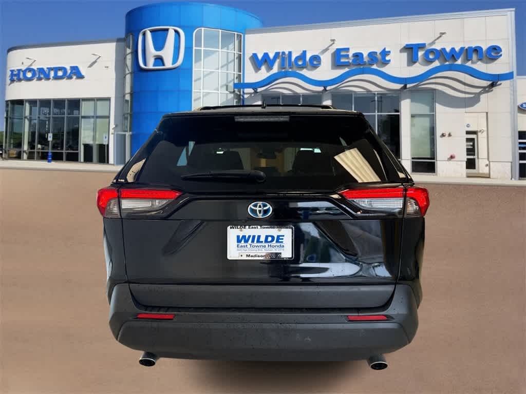 Thumbnail: 2022 Toyota RAV4 - 7