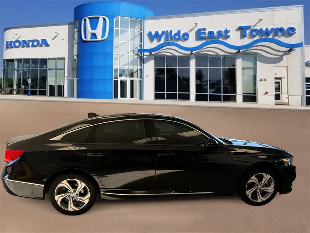 Thumbnail: 2018 Honda Accord - 9