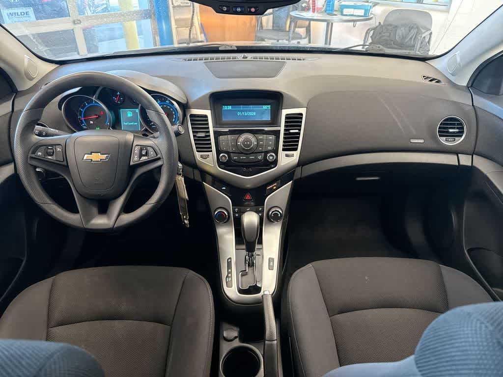 Thumbnail: 2015 Chevrolet Cruze - 16