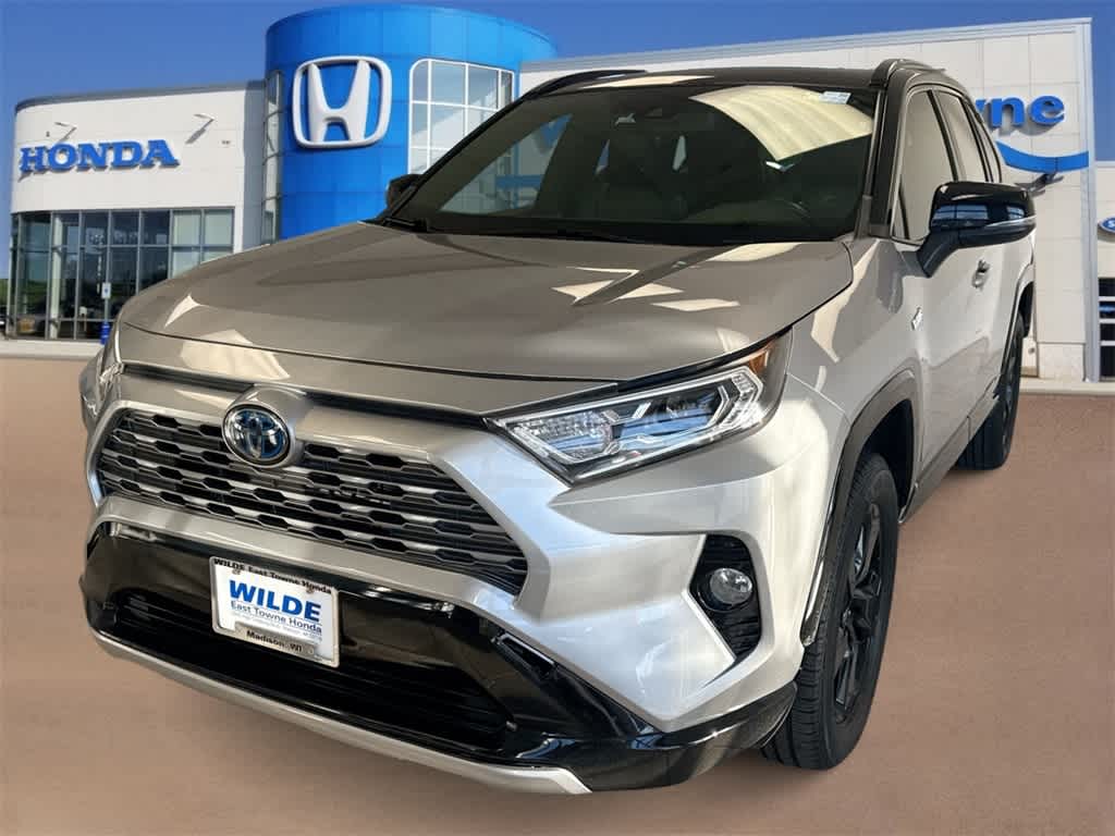 2020 Toyota RAV4 Hybrid XSE photo 4