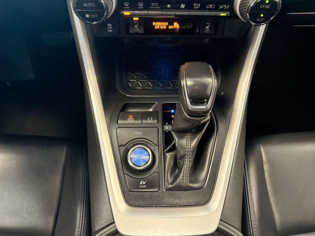 Thumbnail: 2020 Toyota RAV4 - 34