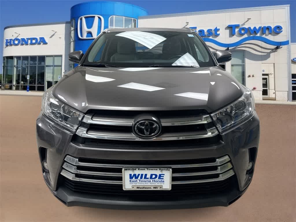 Thumbnail: 2018 Toyota Highlander - 3