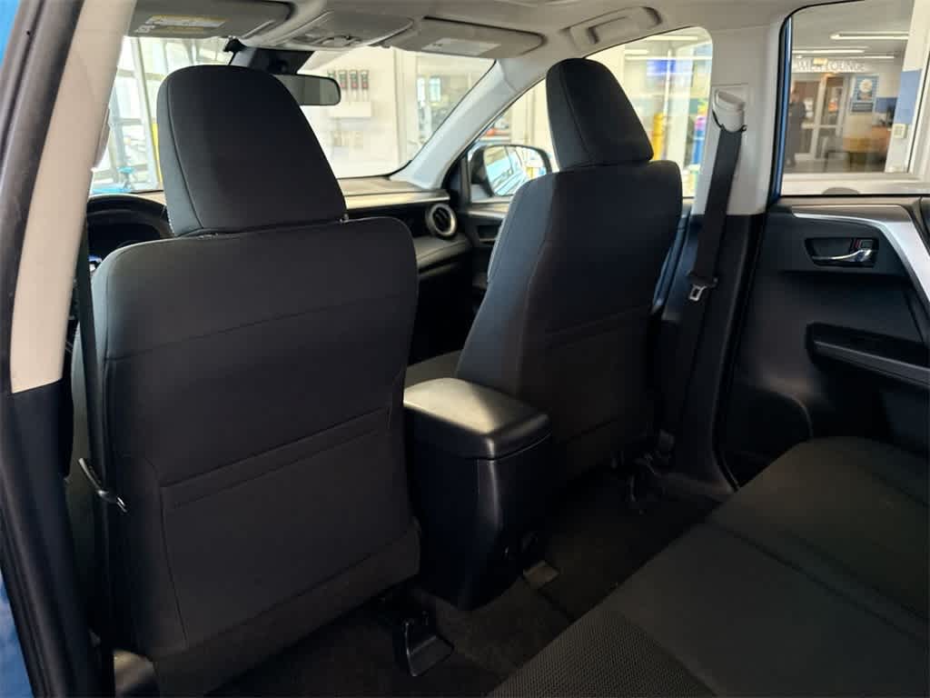 Thumbnail: 2017 Toyota RAV4 - 19