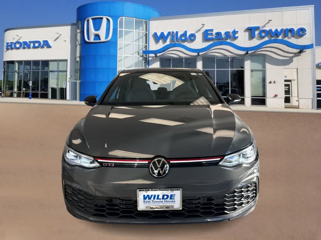 Thumbnail: 2024 Volkswagen Golf - 3