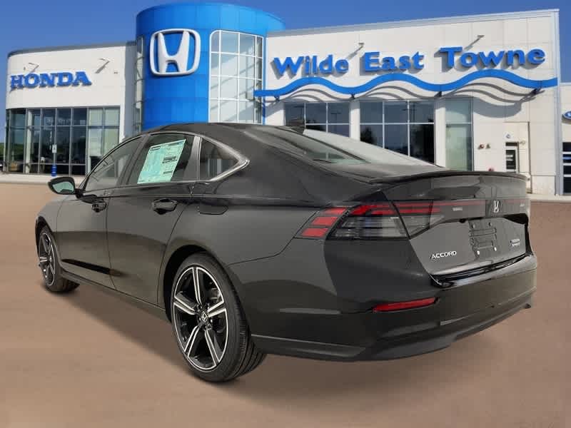 2025 Honda Accord Hybrid Sport photo 2