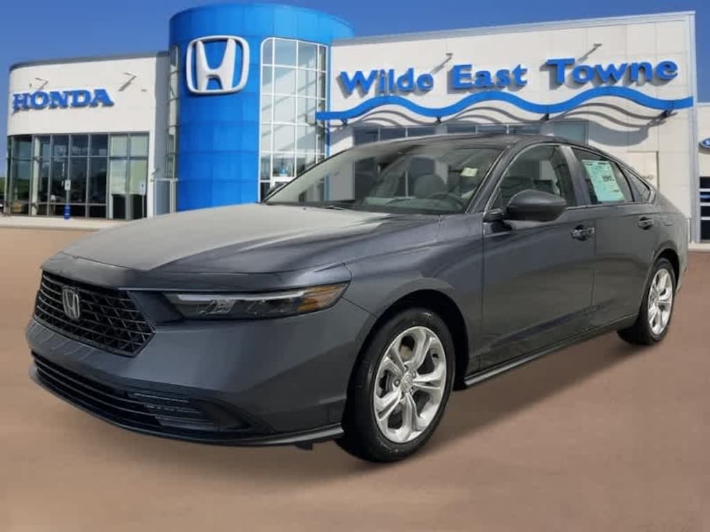 New 2025 Honda Accord LX Sedan