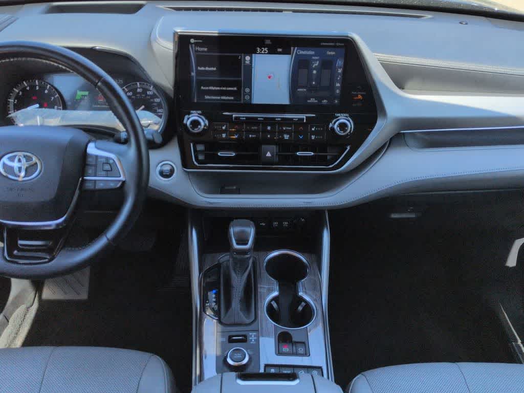 2020 Toyota Highlander Platinum - Photo 16