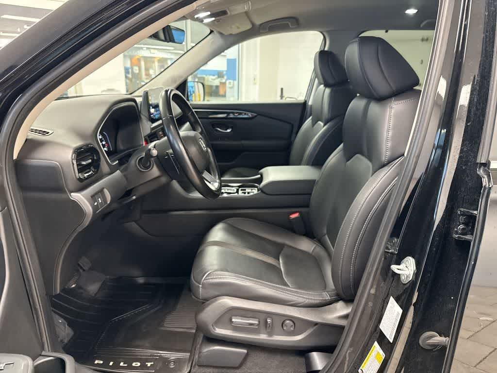 Thumbnail: 2023 Honda Pilot - 18