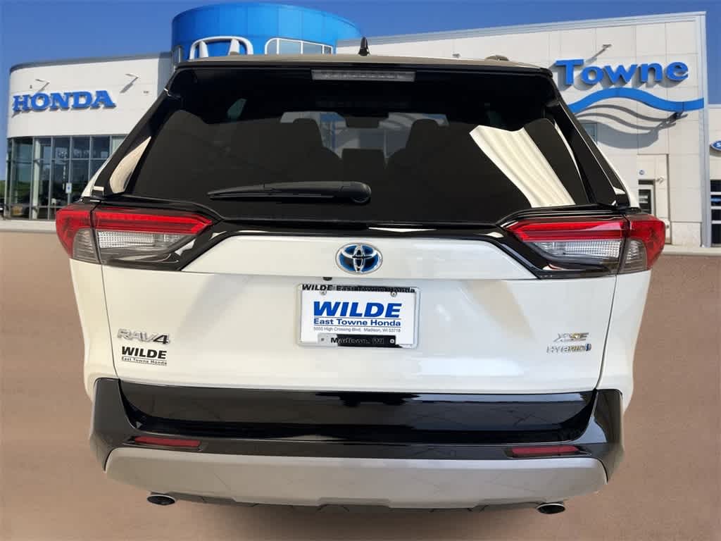 Thumbnail: 2022 Toyota RAV4 - 7