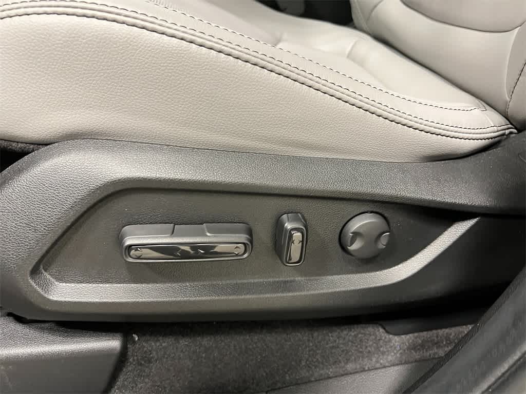 Thumbnail: 2025 Honda Pilot - 14