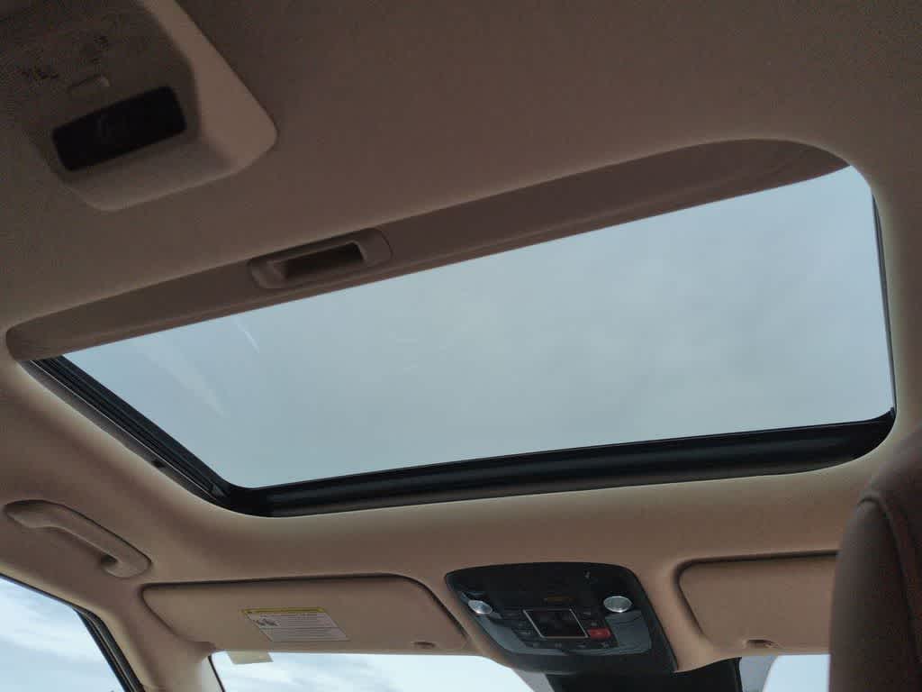 Thumbnail: 2025 Kia Carnival - 24