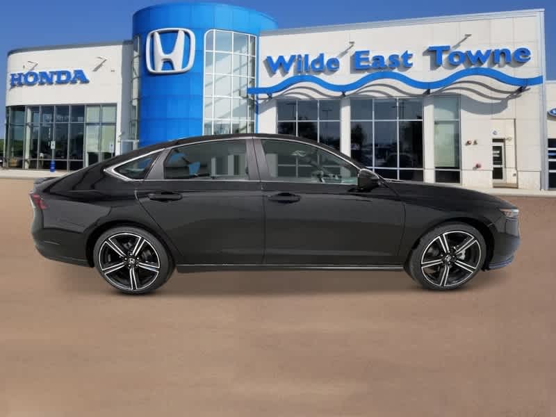 Thumbnail: 2025 Honda Accord - 8