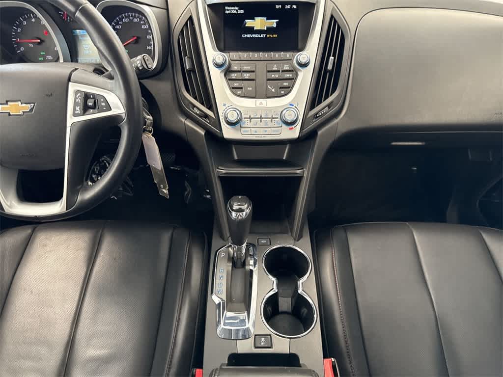 2017 Chevrolet Equinox Premier 29