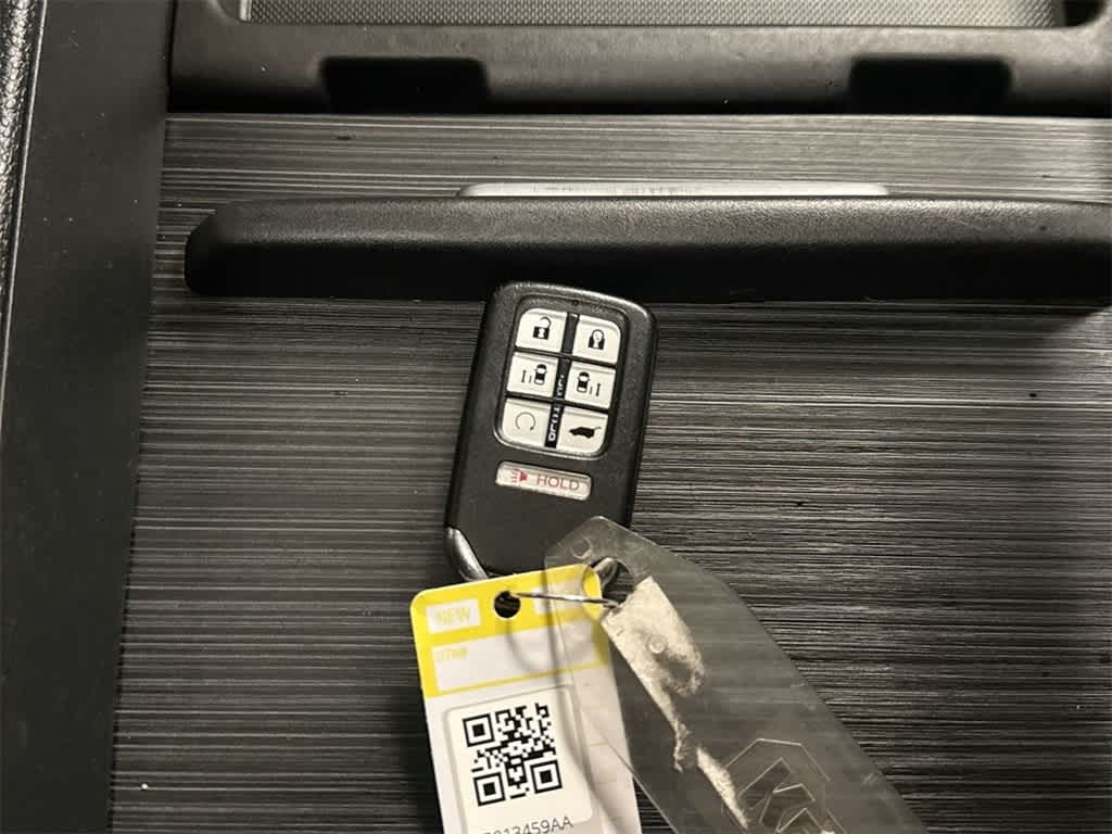 Thumbnail: 2021 Honda Odyssey - 36