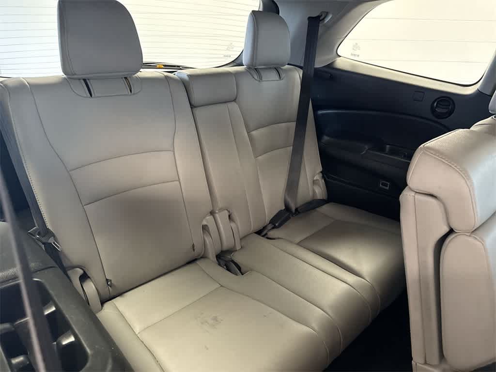 Thumbnail: 2016 Honda Pilot - 23