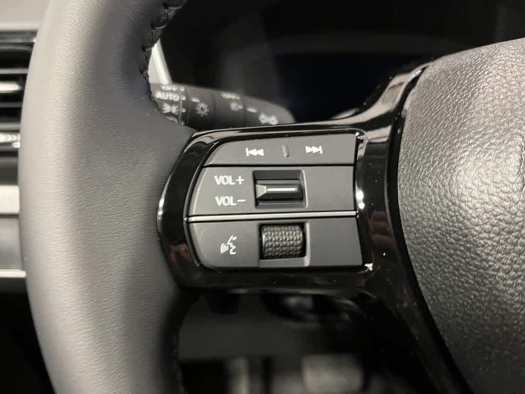 Thumbnail: 2026 Honda Pilot - 15