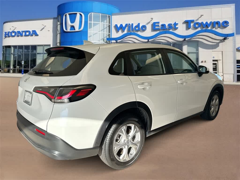 Thumbnail: 2025 Honda HR-V - 8
