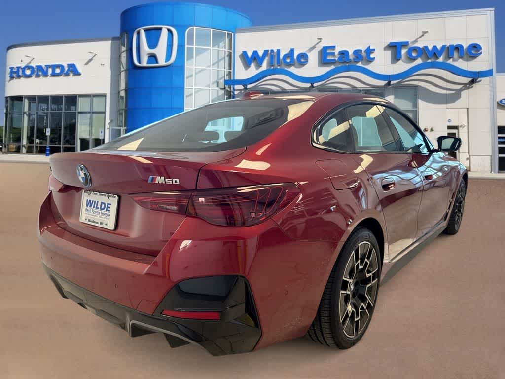 Thumbnail: 2025 BMW i4 - 8