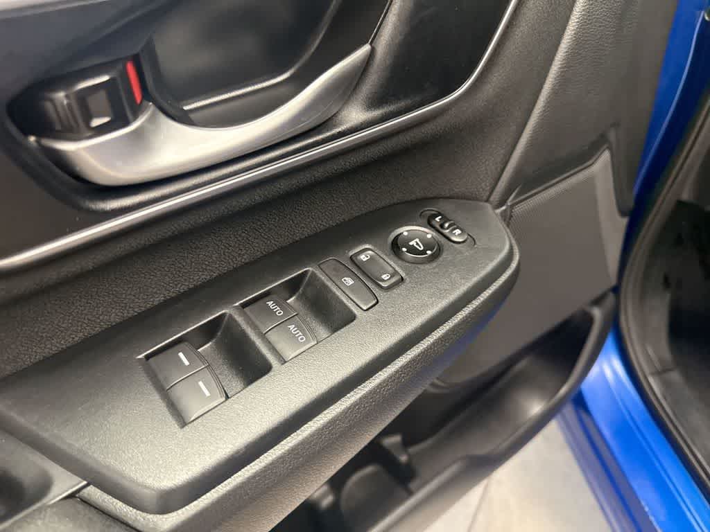 Thumbnail: 2020 Honda CR-V - 20