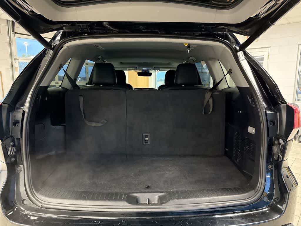 Thumbnail: 2019 Toyota Highlander - 37