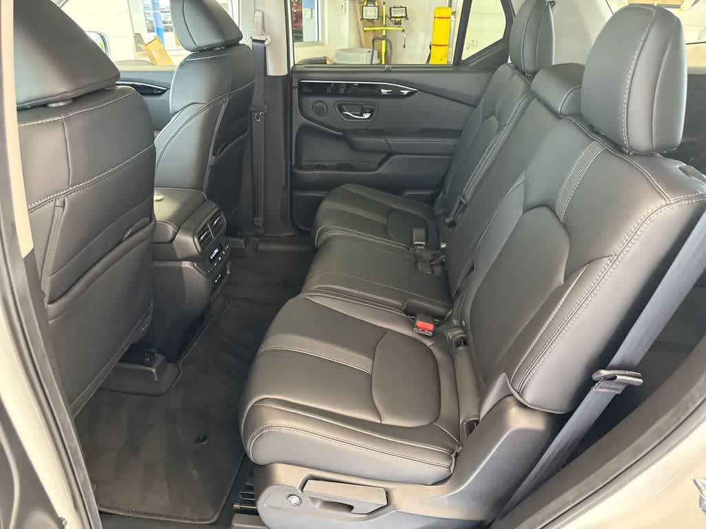 Thumbnail: 2025 Honda Pilot - 23