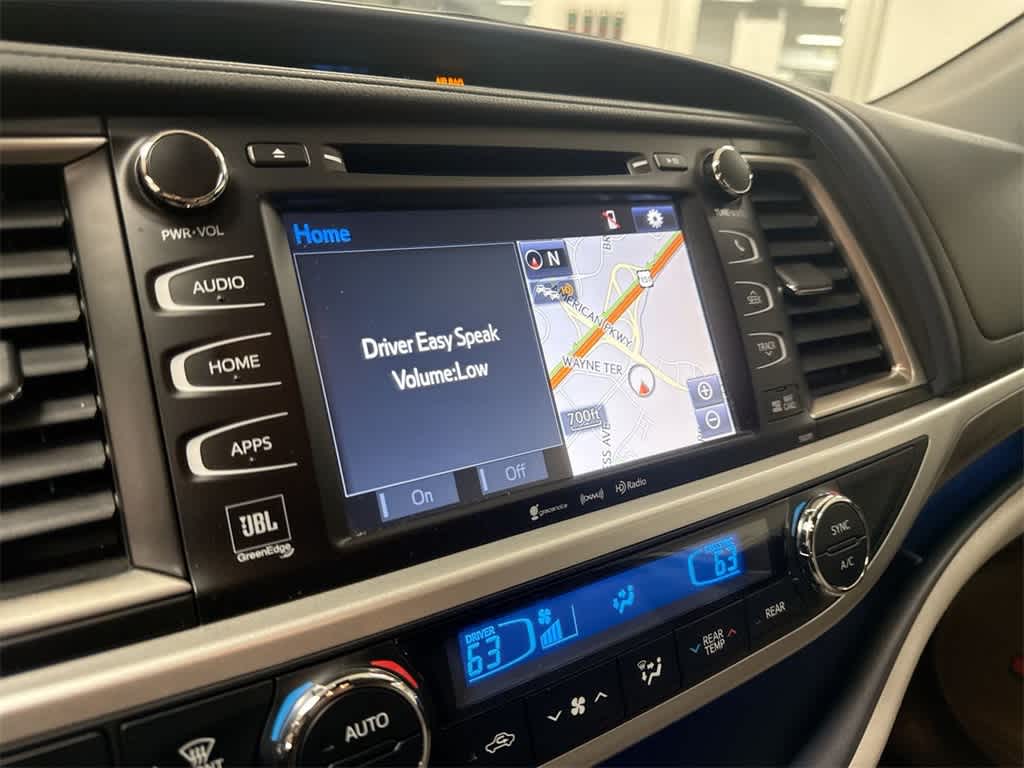 Thumbnail: 2018 Toyota Highlander - 31