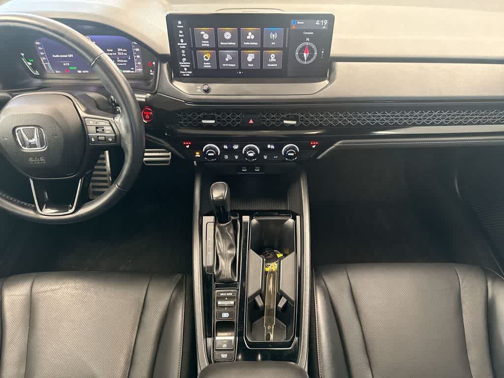 Thumbnail: 2023 Honda Accord - 32