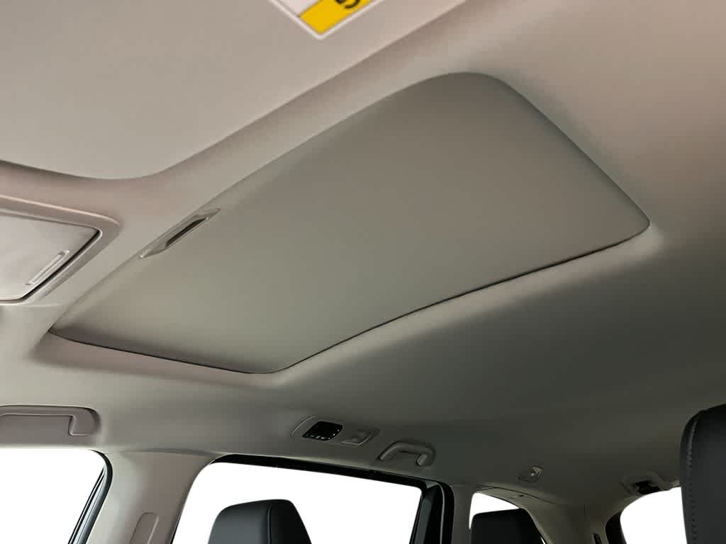 Thumbnail: 2026 Honda Odyssey - 18