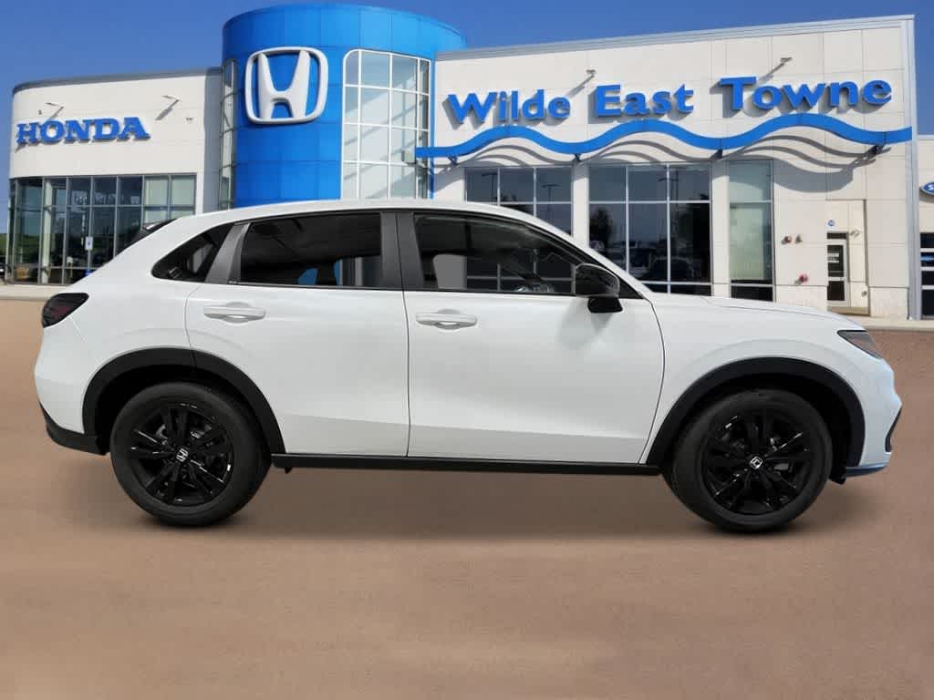 Thumbnail: 2027 Honda HR-V - 8