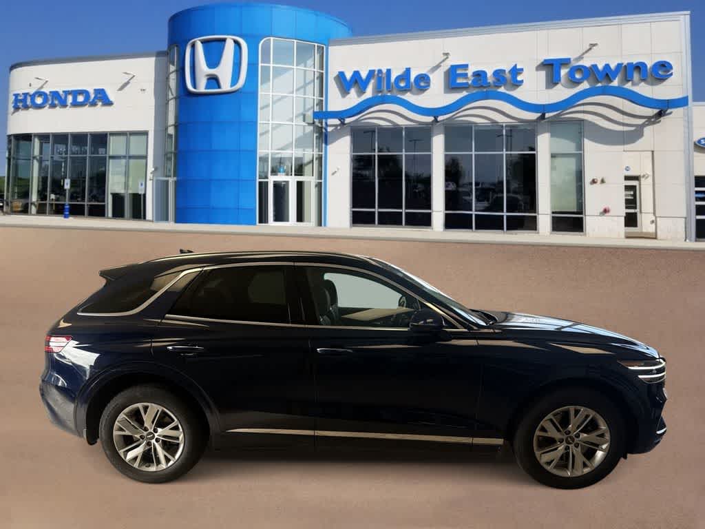 Thumbnail: 2023 Genesis GV70 - 9