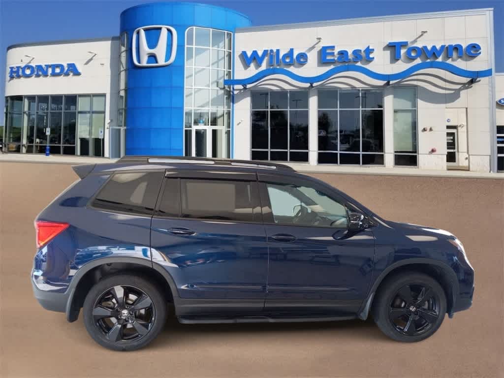 Certified 2021 Honda Passport Elite with VIN 5FNYF8H04MB033773 for sale in Madison, WI