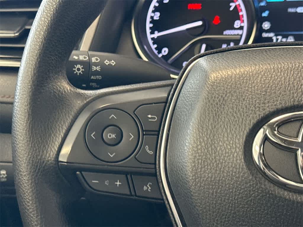 Thumbnail: 2020 Toyota Camry - 23