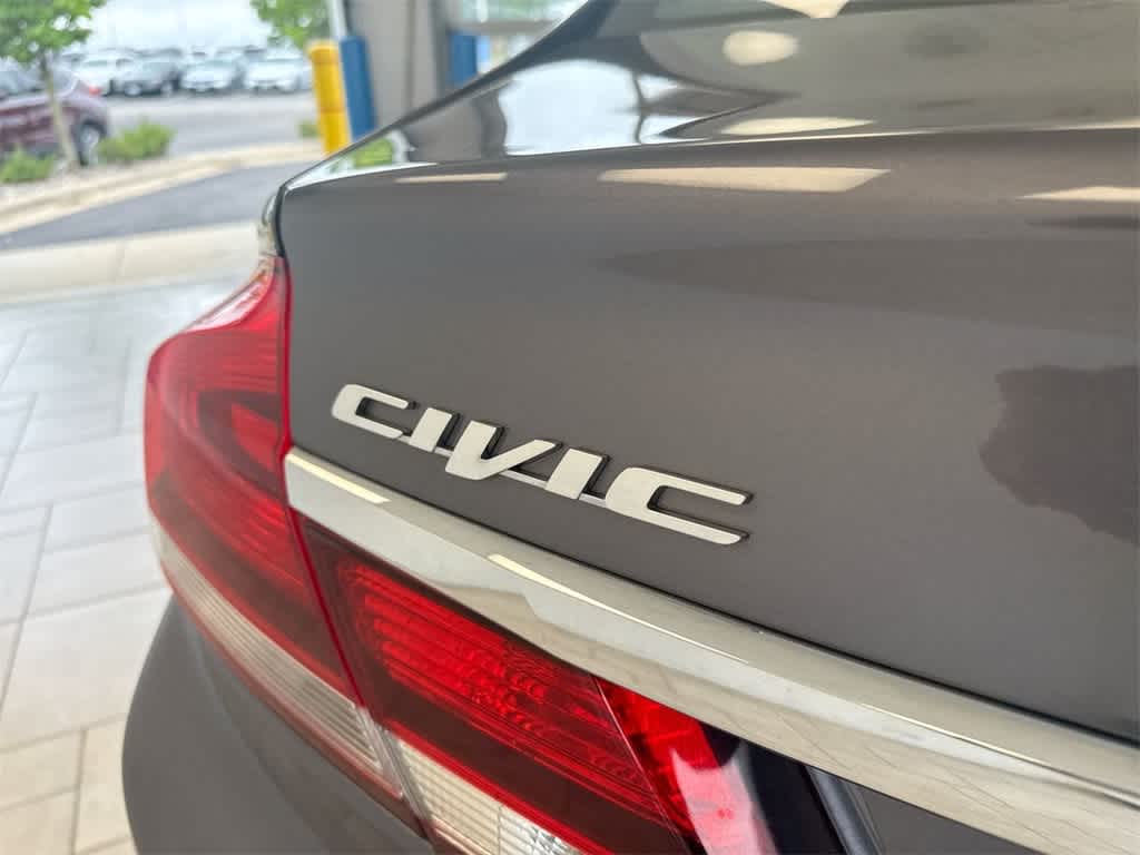 Thumbnail: 2015 Honda Civic - 12