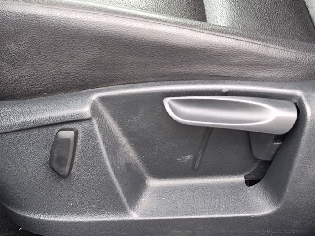 Thumbnail: 2017 Volkswagen Tiguan - 18