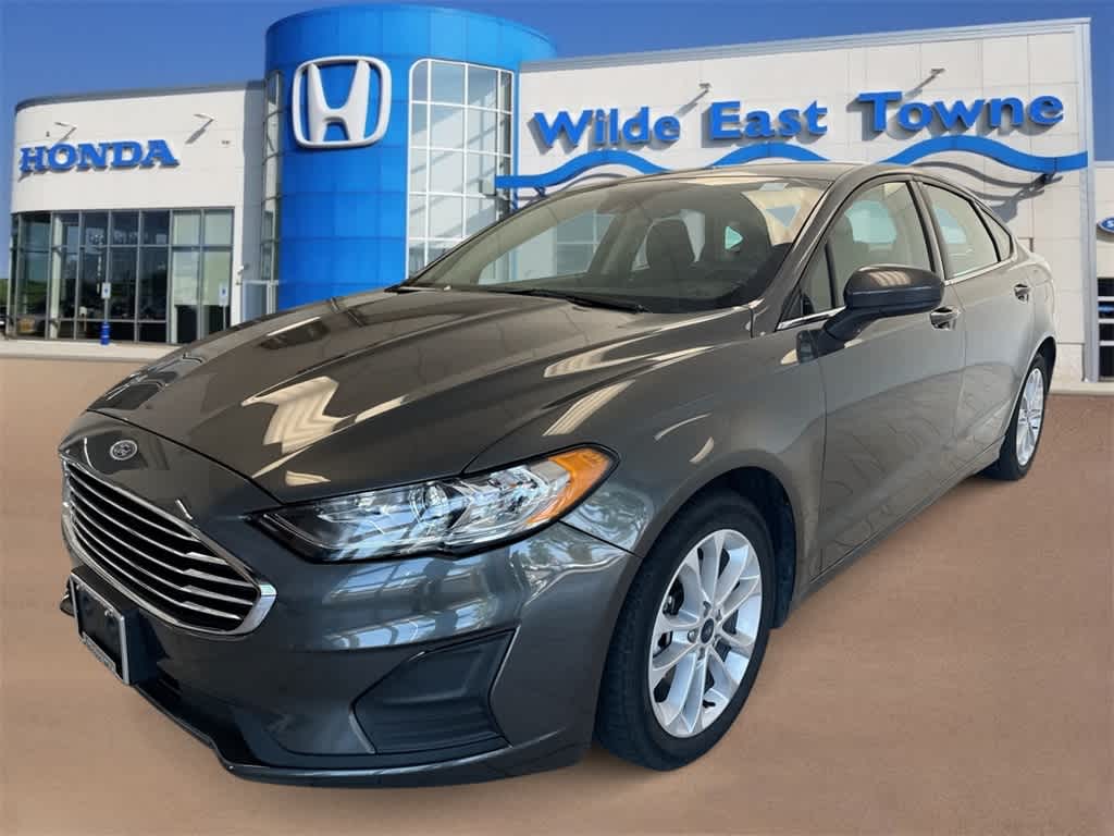 Thumbnail: 2020 Ford Fusion - 4
