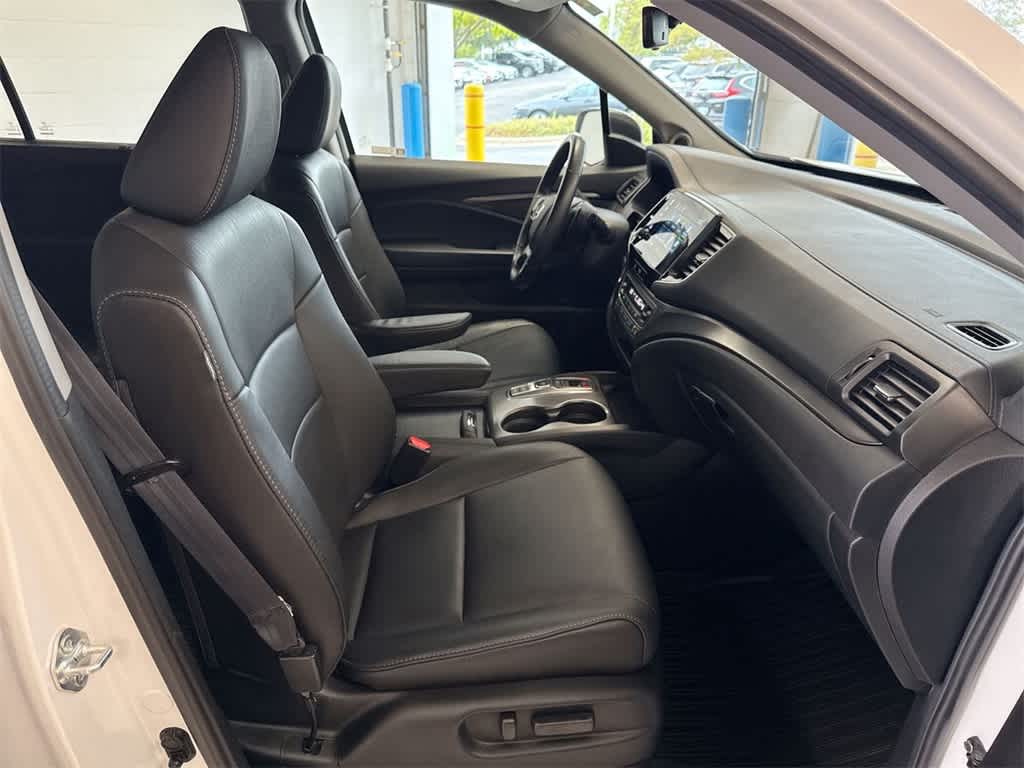 Thumbnail: 2022 Honda Pilot - 24