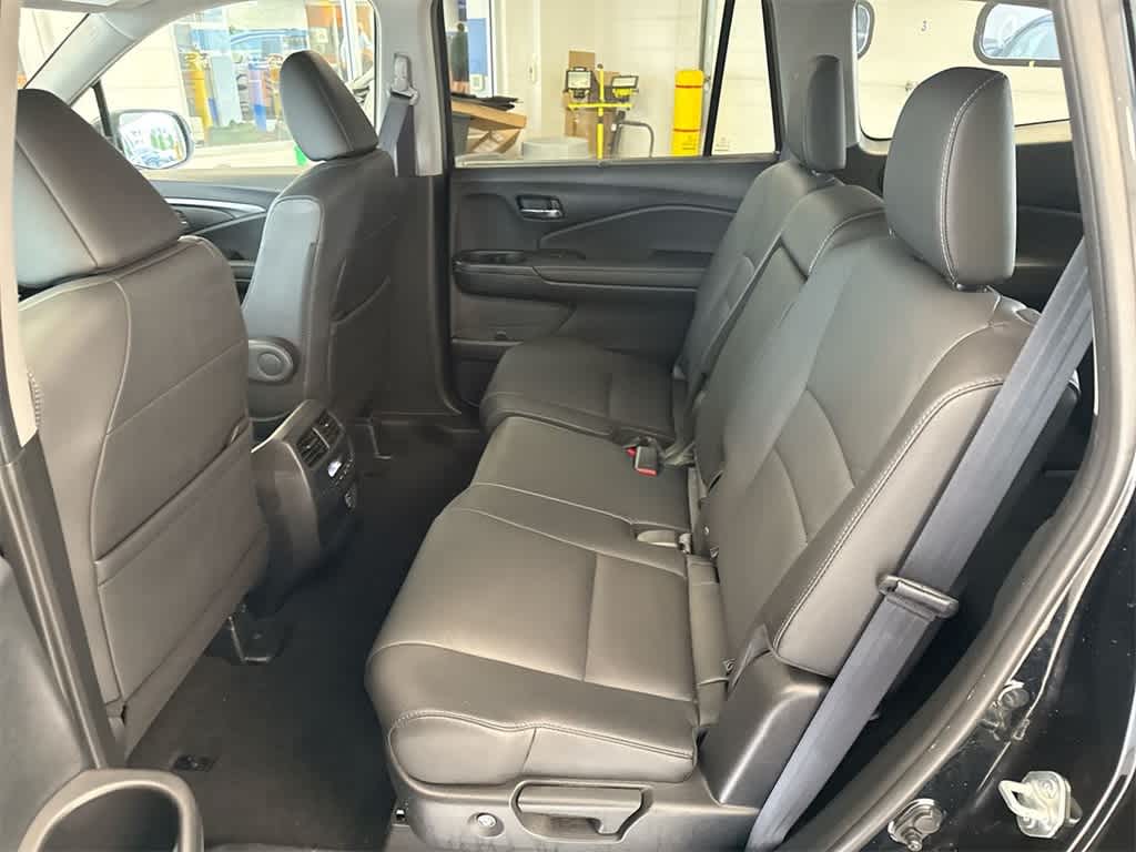 Thumbnail: 2022 Honda Pilot - 21