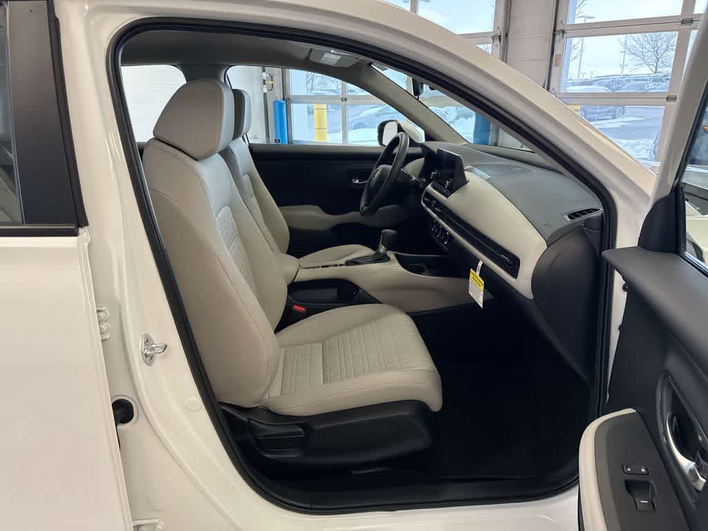 Thumbnail: 2025 Honda HR-V - 23