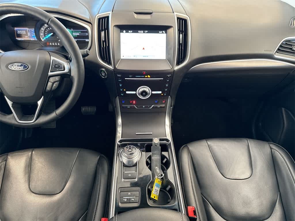 Thumbnail: 2019 Ford Edge - 30