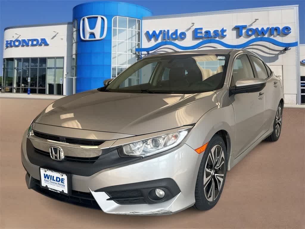Thumbnail: 2017 Honda Civic - 4
