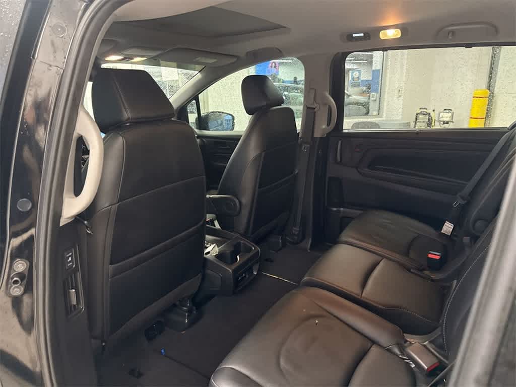 Thumbnail: 2021 Honda Odyssey - 18