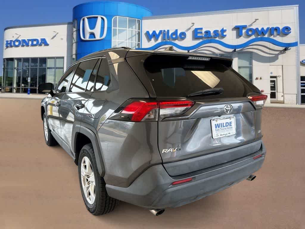 Thumbnail: 2019 Toyota RAV4 - 6