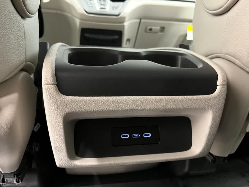 Thumbnail: 2026 Honda Odyssey - 25