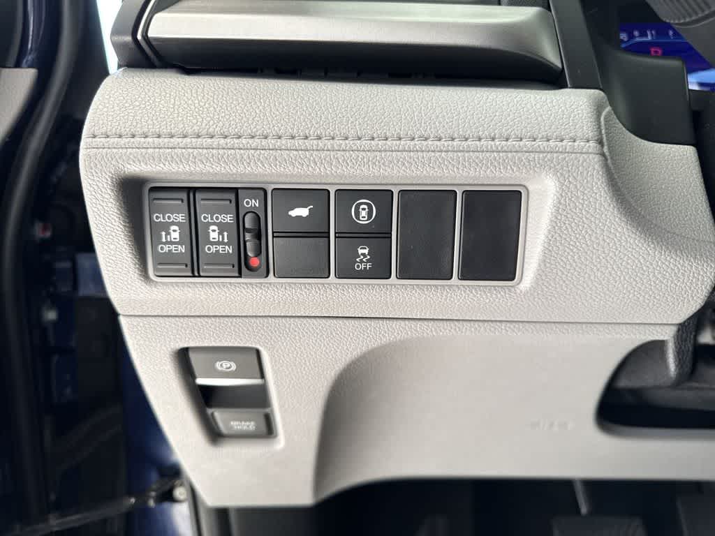 Thumbnail: 2024 Honda Odyssey - 41